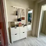 Demure Terrace * بوخارست